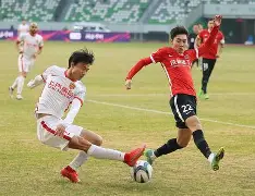 今晚荷甲焦点战，上海海港完成体检，气氛紧张，医务组通报恢复